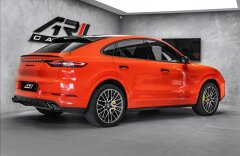 Porsche Cayenne Turbo, Keramiky, PDCC, Burmester, Akrapovič