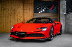 Ferrari SF90 4,0 SPIDER, FULL VÝBAVA