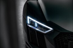 Audi R8 V10 plus FSI quattro, karbon, keramiky