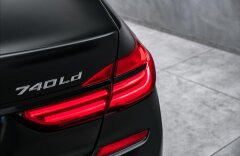 BMW Řada 7 740Ld xDrive Black fire edition, M-paket