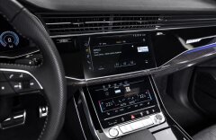 Audi Q8 50 TDI S-line, HD matrix, B&O, CZ