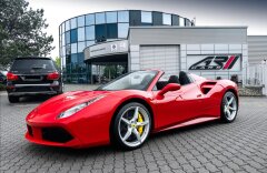 Ferrari 488 Spider, LIFT, nové