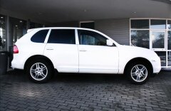 Porsche Cayenne 3,0 Vzduch, top stav