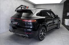 Porsche Cayenne Turbo model 2019, Matrix, ACC, panorama