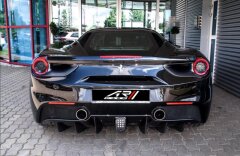 Ferrari 488 KARBON PAKET,LIFT,SKLADEM
