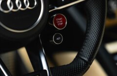 Audi R8 5,2 V10 plus FSI quattro, CARBON CERAMIC, B&O