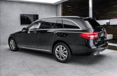 Mercedes-Benz Třídy C 250d 4Matic Avantgarde