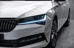 Škoda Superb 2,0TDI 4x4 Sportline, 147kW, DCC