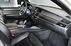 BMW X6 xDrive 50i, head-up display,
