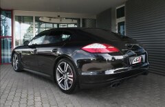 Porsche Panamera GTS, Alcantara