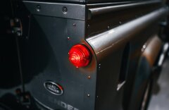 Land Rover Defender LAND ROVER DEFENDER 110 STATION WAGON