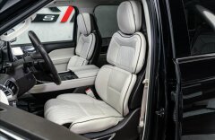 Lincoln Navigator Black Label