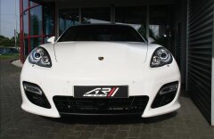 Porsche Panamera Turbo Sport Design Max výbava