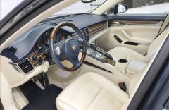 Porsche Panamera 4 Exclusive bicolour interiér, DVD, vzduch, CZ