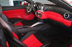 Ferrari California T, Rosso corsa