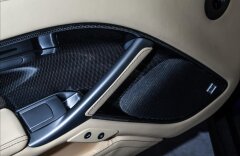Ferrari F12 Berlinetta karbon paket, lift, JBL, kamera, nové
