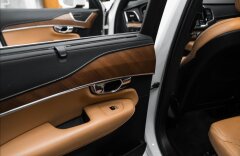 Volvo XC90 2,0 INSCRIPTION AWD, 7-MIESTNE, MASÁŽE, LED-MATRIX