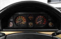 Ferrari Mondial šíbr, bikolor