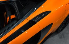 McLaren 570S 3,8 V8 KUPÉ, LIFT, B&W, KARBÓN