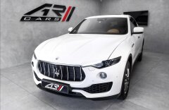 Maserati Levante S, panorama, CZ