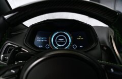 Aston Martin DB11 V12 AMR, full carbon, záruka!