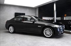 BMW Řada 5 520d lim., automat, kůže, záruka