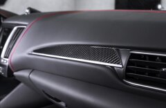 Maserati Levante S Gransport SQ4, model 2018, servodověry, asistent