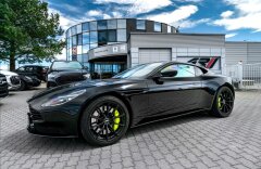 Aston Martin DB11 V12 AMR, full carbon, záruka!