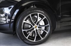 Porsche Cayenne Turbo model 2019, Matrix, ACC, panorama