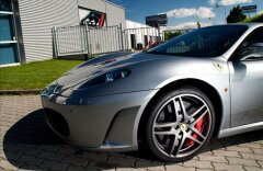 Ferrari F430 4,4 F1 Keramické brzdy