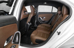 Mercedes-Benz A 200 AMG line