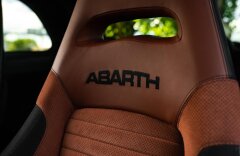 Abarth 500 1,4 595 1.4 Turbo Competizione, PANO, NAVI