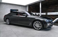 BMW Řada 7 740Ld xDrive Black fire edition, M-paket