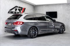 BMW Řada 5 540i xDrive M-paket, Harman/Kardon, asistenty, CZ