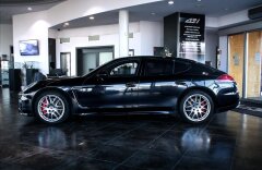 Porsche Panamera Turbo, Burmester, PDCC, Sport chrono, TV/DVD, CZ