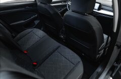 Volkswagen Golf 1,0 VIII, LIFE, KAMERA, ŤAŽNÉ ZARIADENIE, NOVÉ