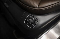 Mercedes-Benz SL 6,2 63 AMG, IWC EDÍCIA, HARMAN KARDON
