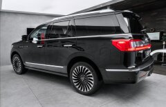 Lincoln Navigator Black Label