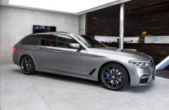 BMW Řada 5 540i xDrive M-paket, Harman/Kardon, asistenty, CZ