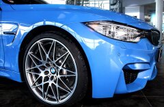 BMW Řada 4 M4 coupe competition, individual, head-up, CZ
