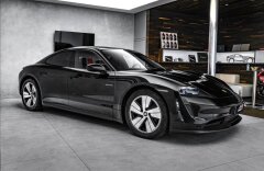 Porsche Taycan PASM, kamera, Keyless