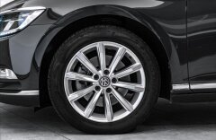 Volkswagen Passat Variant 2,0TDI 140kW High,LED,Panorama