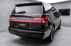 Lincoln Navigator Black Label