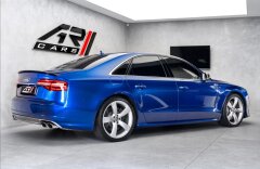 Audi S8 4.0 TFSI quattro, keramiky, karbon, B&O