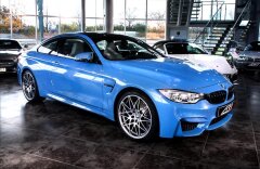 BMW Řada 4 M4 coupe competition, individual, head-up, CZ