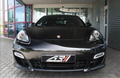 Porsche Panamera GTS, Alcantara
