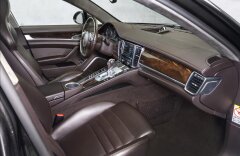 Porsche Panamera Turbo PDCC, keramiky, burmester