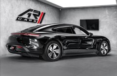 Porsche Taycan PASM, kamera, Keyless