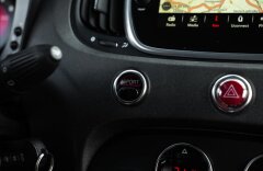 Abarth 500 1,4 595 1.4 Turbo Competizione, PANO, NAVI