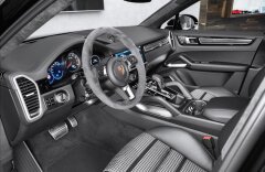 Porsche Cayenne Coupe Turbo, Sport design paket, keramiky